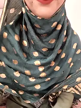 Indian-Aleena online show from 04/05/26, 06:42