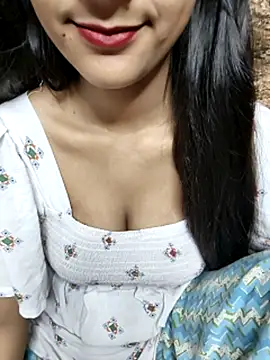 Snapshot of Indian-Aleena chatting on 10/18/25, 07:49 Indian-Aleena online show from 10/18/25, 07:49