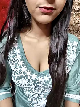 Snapshot of Indian-Aleena chatting on 10/11/25, 08:48 Indian-Aleena online show from 10/11/25, 08:48