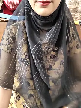 Indian-Aleena online show from 04/29/26, 07:34