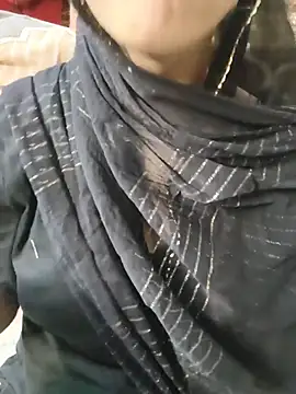 Indian-Aleena online show from 05/26/26, 07:23