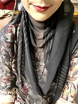 Snapshot of Indian-Aleena chatting on 05/30/26, 08:36 Indian-Aleena online show from 05/30/26, 08:36