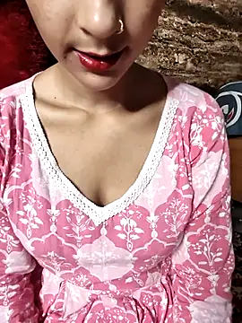 Snapshot of Indian-Aleena chatting on 09/26/25, 11:39 Indian-Aleena online show from 09/26/25, 11:39