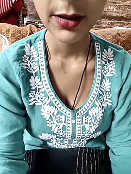 Indian-Aleena online show from 05/06/26, 08:02