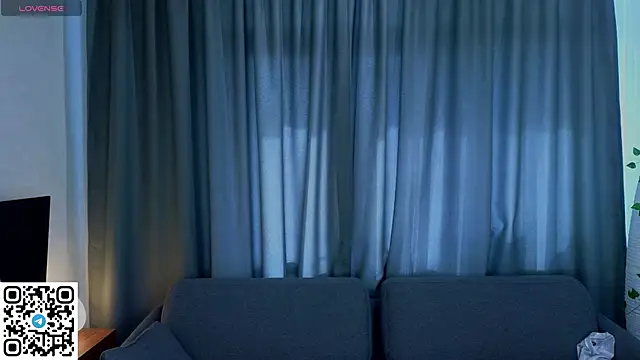 KristiGroune online show from 10/03/25, 06:15