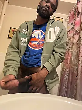 BigBDMari online show from 11/17/25, 08:07