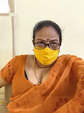 Snapshot of heera-rani chatting on 06/19/26, 05:02 heera-rani online show from 06/19/26, 05:02