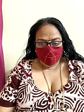 Snapshot of heera-rani chatting on 04/17/26, 05:43 heera-rani online show from 04/17/26, 05:43