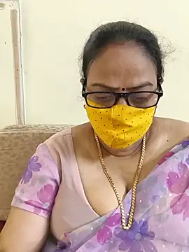 Snapshot of heera-rani chatting on 06/24/26, 05:28 heera-rani online show from 06/24/26, 05:28