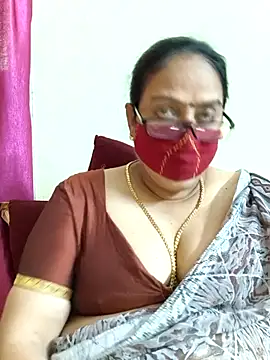 Snapshot of heera-rani chatting on 03/22/26, 06:37 heera-rani online show from 03/22/26, 06:37