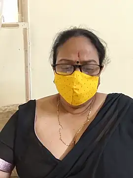 Snapshot of heera-rani chatting on 06/01/26, 09:31 heera-rani online show from 06/01/26, 09:31
