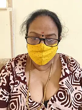 Snapshot of heera-rani chatting on 07/08/26, 05:52 heera-rani online show from 07/08/26, 05:52