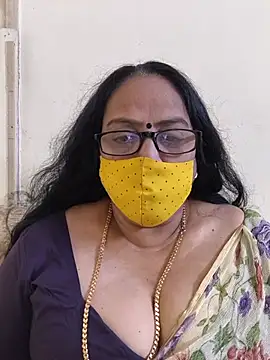 Snapshot of heera-rani chatting on 07/07/26, 06:47 heera-rani online show from 07/07/26, 06:47