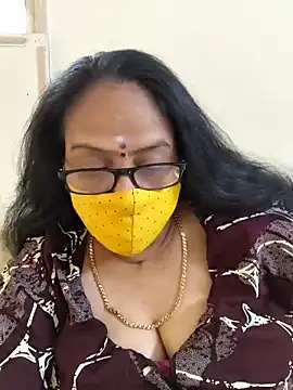 Snapshot of heera-rani chatting on 06/16/26, 04:56 heera-rani online show from 06/16/26, 04:56
