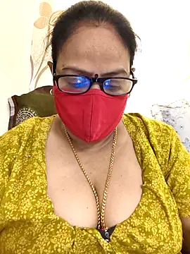 Snapshot of heera-rani chatting on 05/02/26, 06:07 heera-rani online show from 05/02/26, 06:07