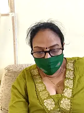 Snapshot of heera-rani chatting on 05/14/26, 08:33 heera-rani online show from 05/14/26, 08:33