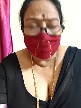 Snapshot of heera-rani chatting on 03/27/26, 05:05 heera-rani online show from 03/27/26, 05:05
