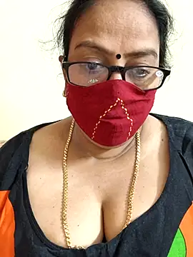 Snapshot of heera-rani chatting on 04/11/26, 07:45 heera-rani online show from 04/11/26, 07:45