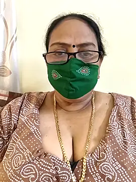 Snapshot of heera-rani chatting on 04/22/26, 05:36 heera-rani online show from 04/22/26, 05:36