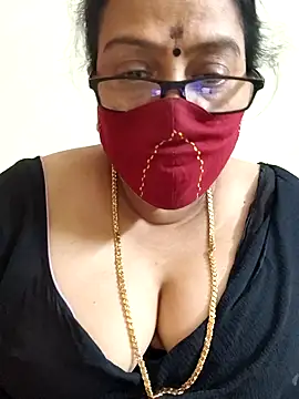 Snapshot of heera-rani chatting on 03/27/26, 08:37 heera-rani online show from 03/27/26, 08:37
