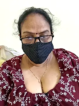 Snapshot of heera-rani chatting on 05/16/26, 06:34 heera-rani online show from 05/16/26, 06:34