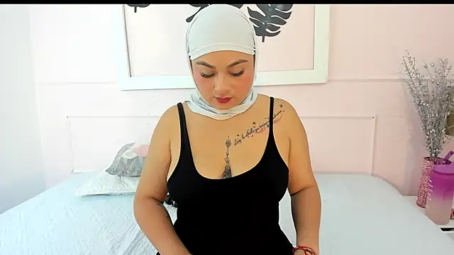 Snapshot of azaharaaa_ chatting on 09/26/25, 11:39 azaharaaa online show from 09/26/25, 11:39