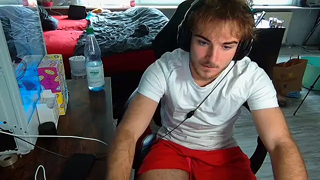 Snapshot of Rudi2007Eye chatting on 09/25/25, 11:49 Rudi2007Eye online show from 09/25/25, 11:49