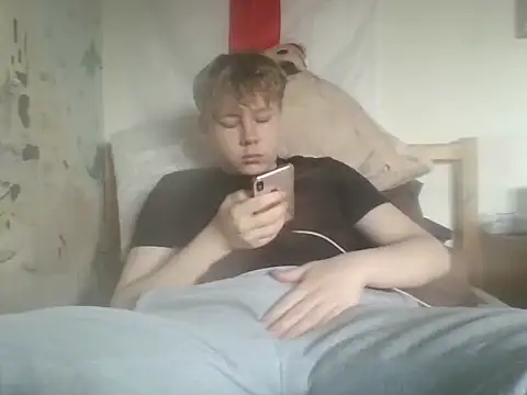 TomasCramp online show from 03/19/26, 03:23