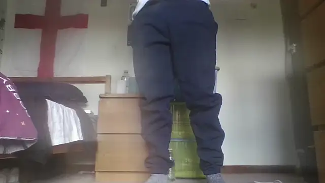 TomasCramp online show from 04/13/26, 02:43