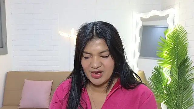 Snapshot of Lexy_tay chatting on 10/19/25, 11:35 Lexy tay online show from 10/19/25, 11:35