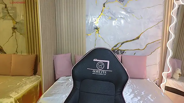 Lexy tay online show from 02/24/26, 11:44