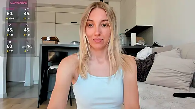 Sunny Rina  online show from 07/18/26, 07:06