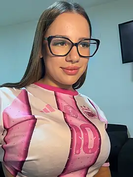 AlessiaaRuso1 online show from 06/24/26, 02:10