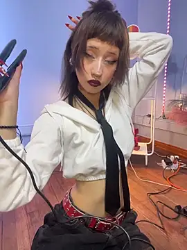 Hannahpage online show from 02/13/26, 12:38