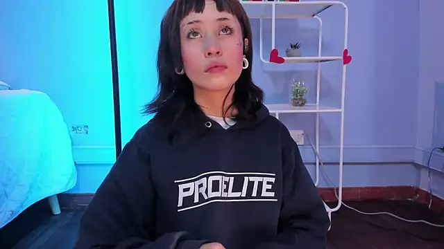 Hannahpage online show from 02/24/26, 12:28