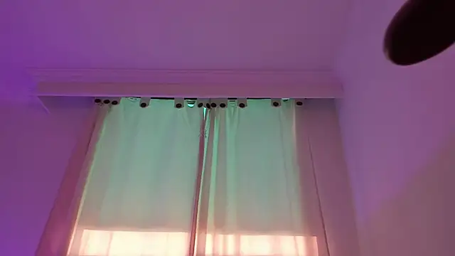 canelleGarces online show from 02/07/26, 10:07