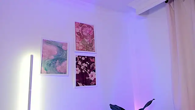 canelleGarces online show from 12/02/25, 10:55