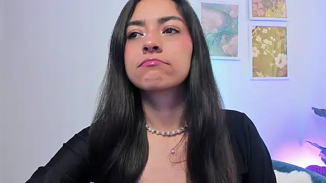 canelleGarces online show from 11/30/25, 04:30