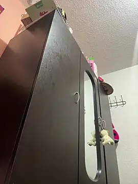 saranghae  online show from 10/24/25, 11:48