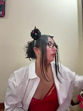 saranghae  online show from 11/27/25, 03:18