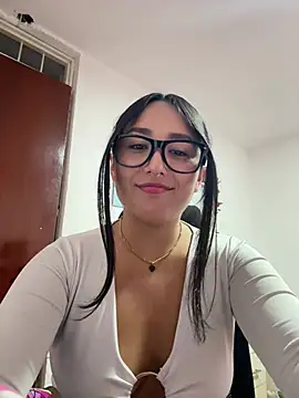 saranghae  online show from 07/04/26, 08:24