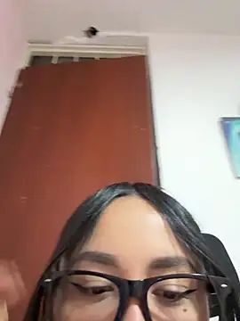 saranghae  online show from 04/17/26, 03:42