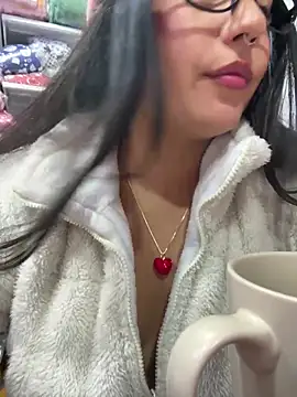 Snapshot of saranghae_ chatting on 01/05/26, 10:35 saranghae online show from 01/05/26, 10:35