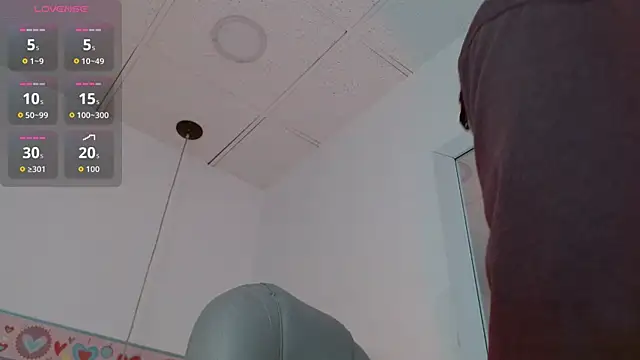 Snapshot of Tamygh_ chatting on 05/21/26, 11:07 Tamygh online show from 05/21/26, 11:07