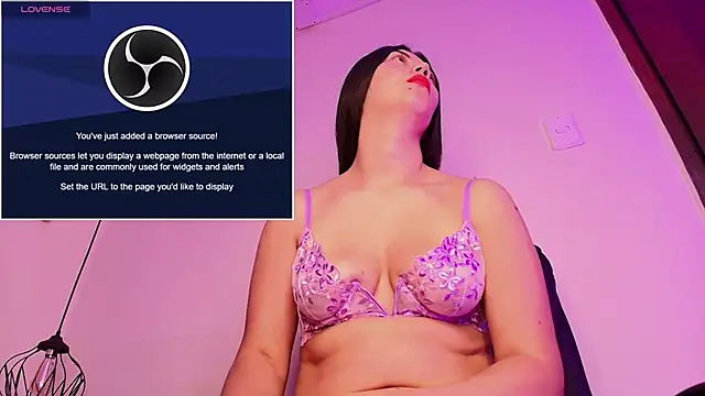 Snapshot of Tamygh_ chatting on 10/06/25, 11:22 Tamygh online show from 10/06/25, 11:22