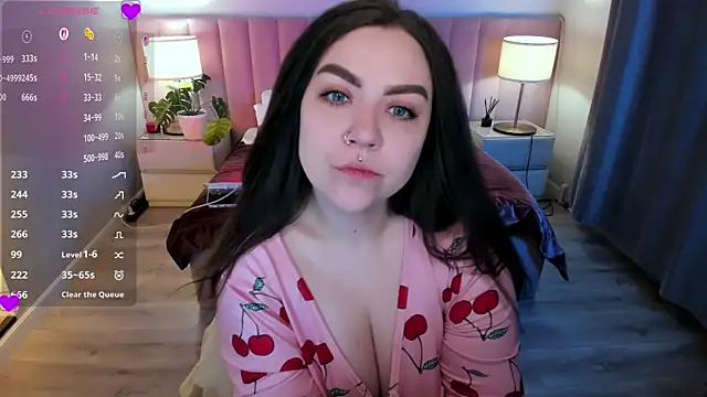 ashton heidii online show from 04/15/26, 12:27