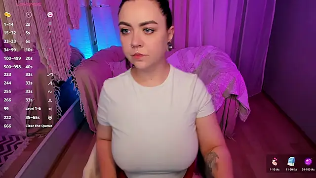 ashton heidii online show from 11/04/25, 10:46