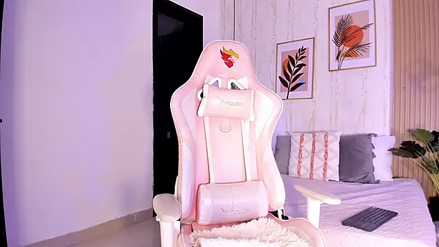 Ayleen Dunkan online show from 11/07/25, 12:42