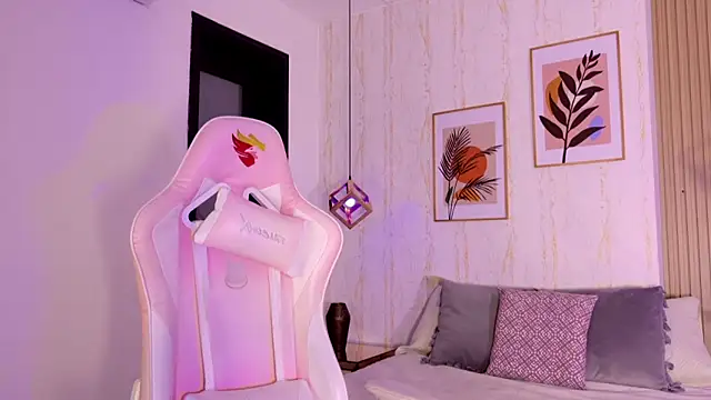 Ayleen Dunkan online show from 09/30/25, 12:11