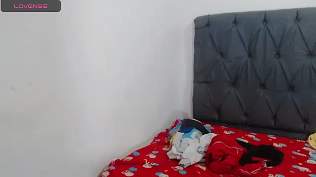 deborahotts online show from 11/07/25, 07:18